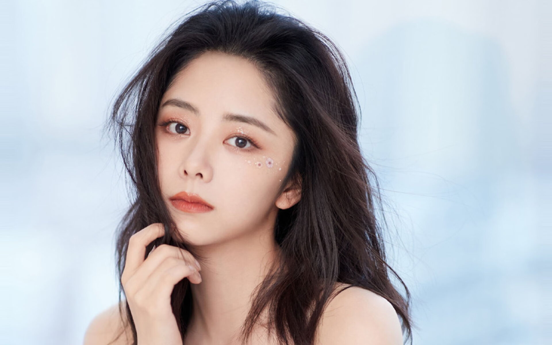 传控球队是否易被长传反击打穿防线中轴,传控打法和防守反击