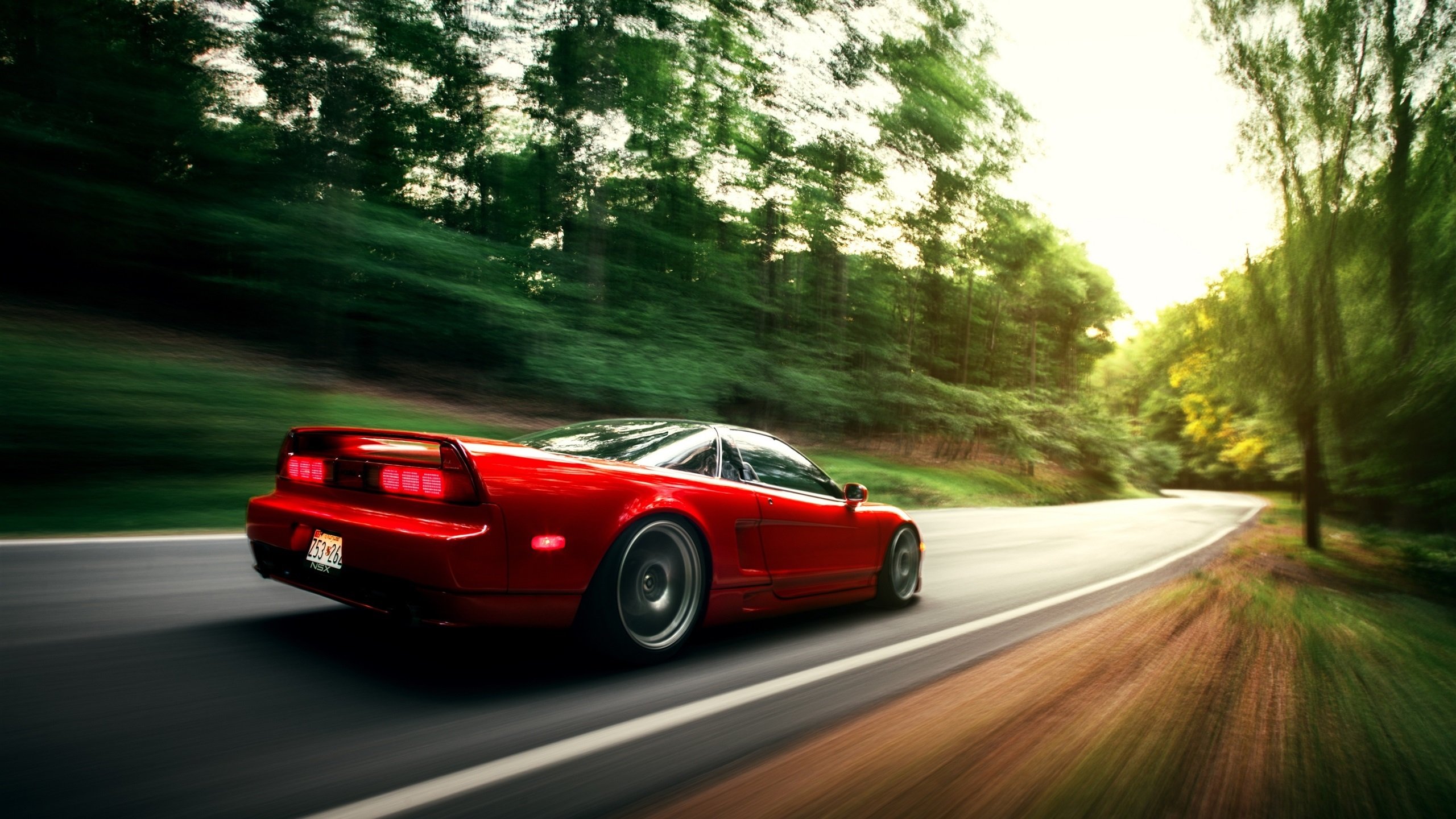 热刺锋线频繁换位造成混乱局面,热刺巅峰阵容